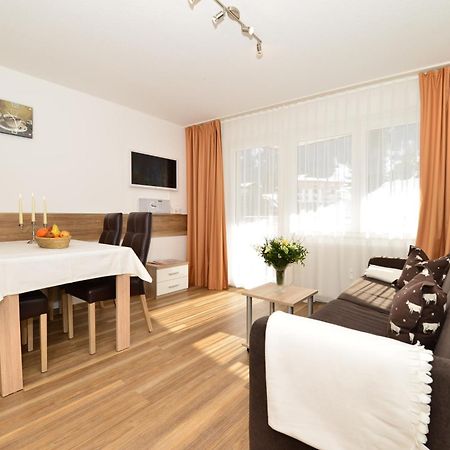 Familienhotel Kleinwalsertal Riezlern Exterior photo